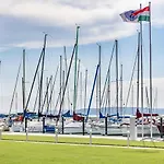 فندق Balatonfoi Yacht Club