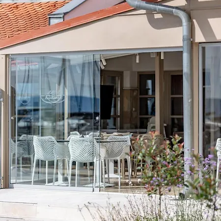 Balatonfoi Yacht Club Ξενοδοχείο