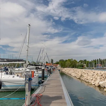 Balatonfői Yacht Club Szálloda Balatonkenese