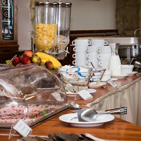 Balatonfoi Yacht Club 4* Balatonkenese