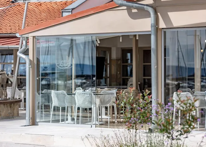 Balatonfoi Yacht Club Ξενοδοχείο