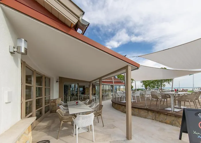 Balatonfoi Yacht Club באלאטונקנשה