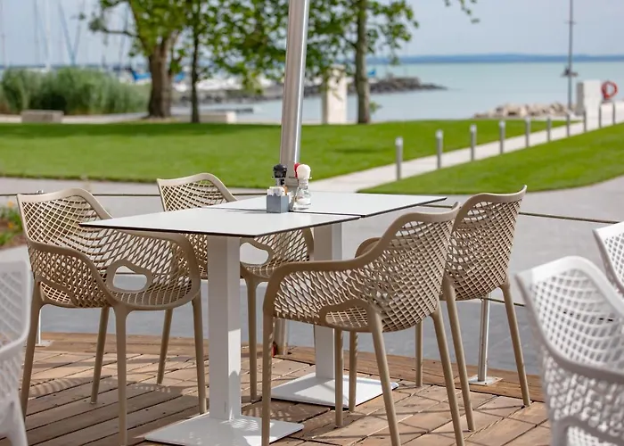 Balatonfoi Yacht Club 4*