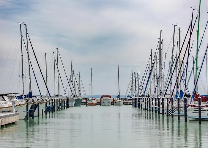 Balatonfoi Yacht Club 4* Balatonkenese